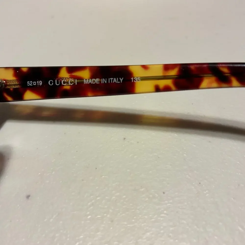 Vintage Gucci GG 2413/S 02Y Oval Tortoise Sunglasses Brown Made In Italy READ